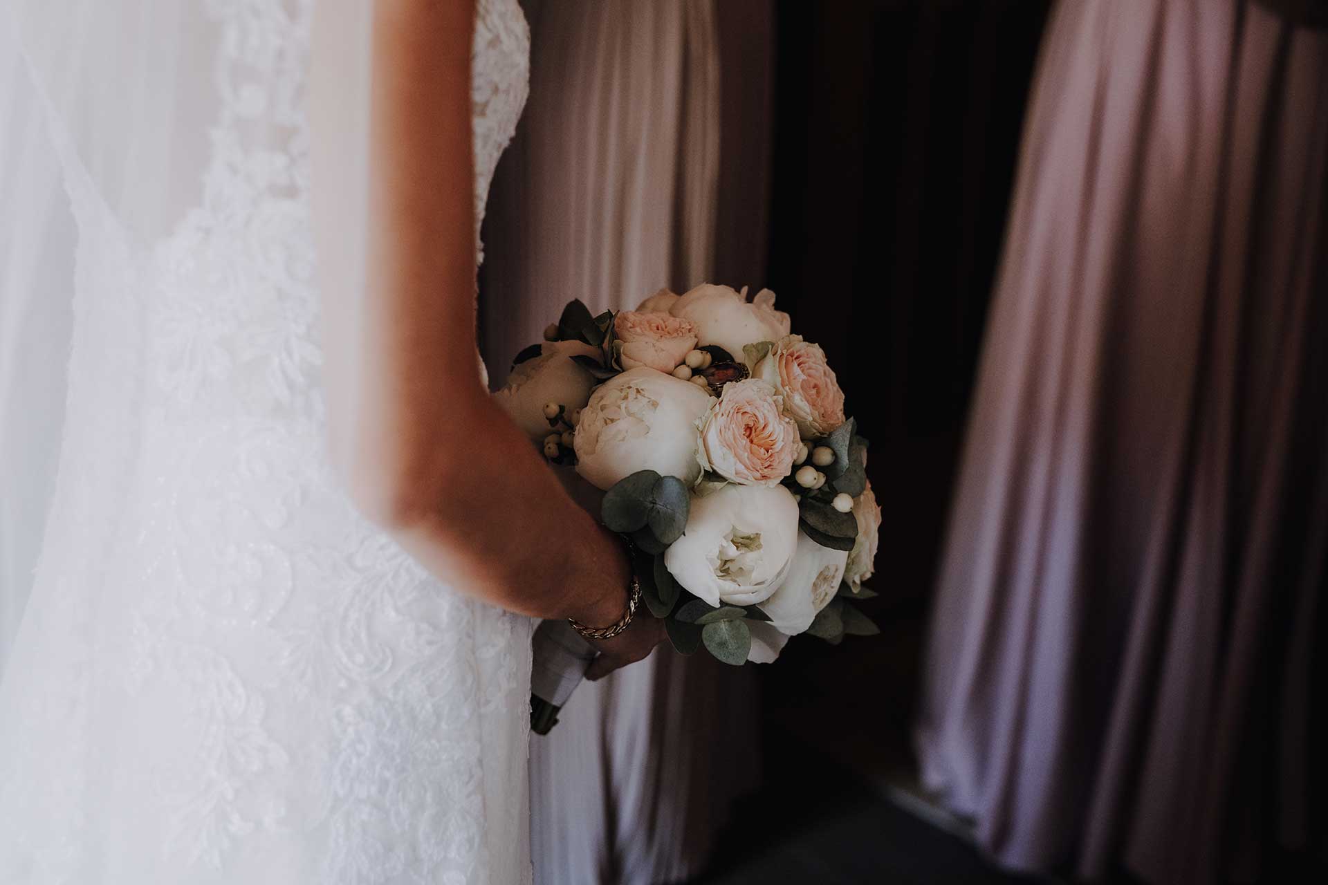 Sommerliche Hochzeit im alten Kurhotel Würm