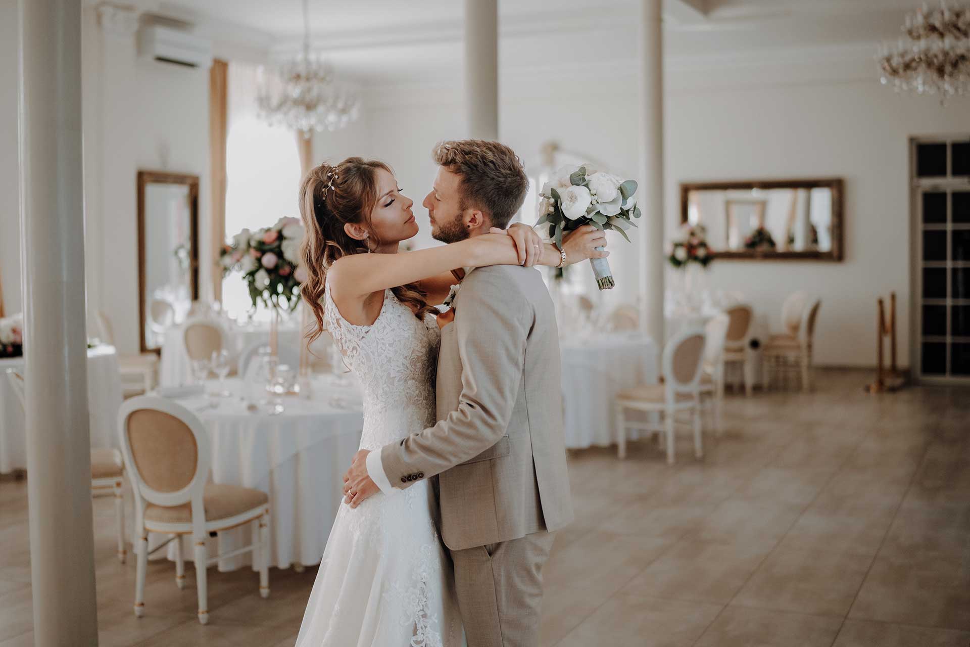 Sommerliche Hochzeit im alten Kurhotel Würm