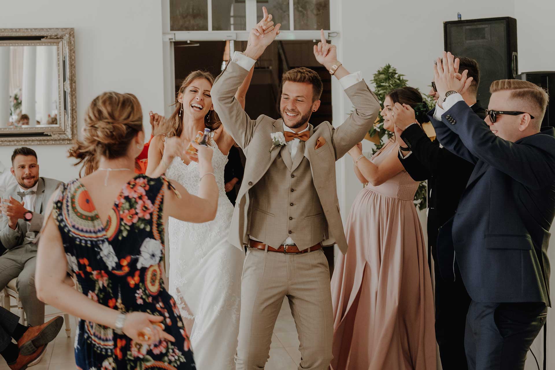 Sommerliche Hochzeit im alten Kurhotel Würm