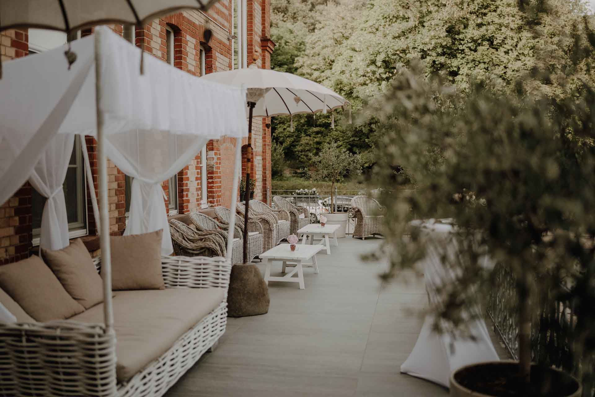 Sommerliche Hochzeit im alten Kurhotel Würm